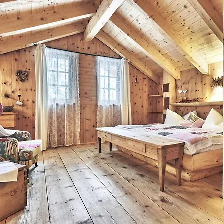 Prázdninový dům Rustic With Sauna Grän